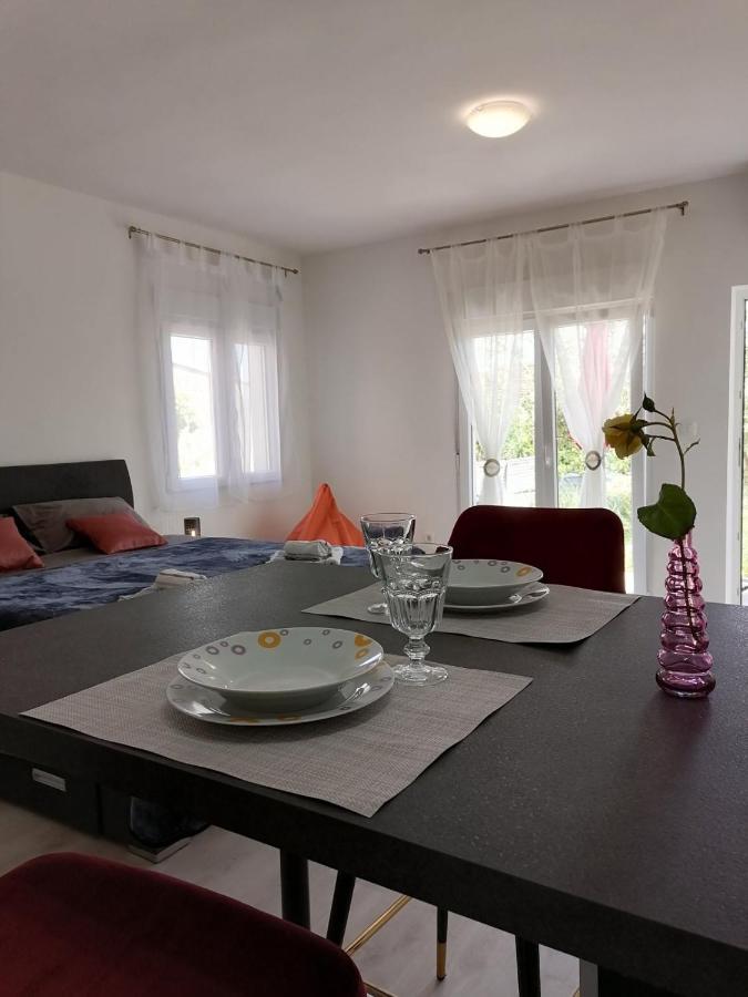 Leona Apartment Vidikovac, Pula Exteriér fotografie